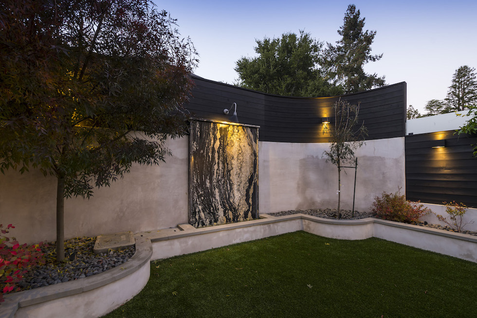  Back garden and fountain 