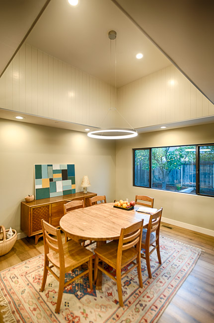  Dining area with raised ceiling 
